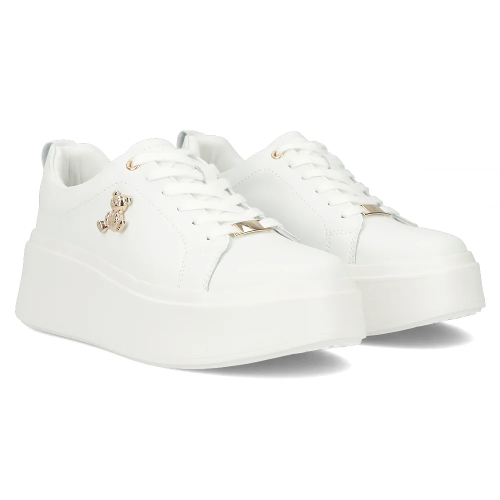 Leather Sneakers Filippo DP6246/24 WH white