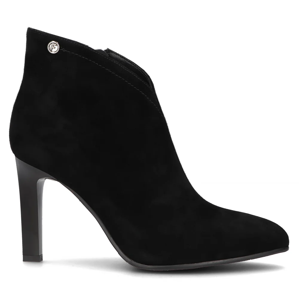 Leather ankle boots DBT6580/24 BK black