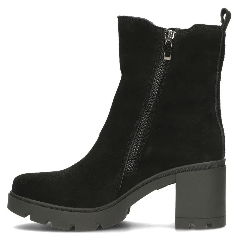 Leather ankle boots Filippo DBT4754/23 BK black