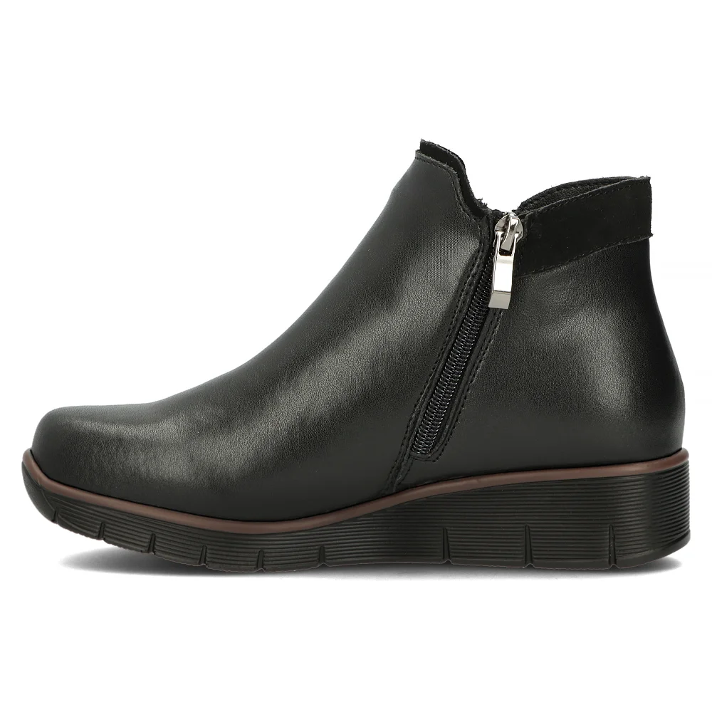 Leather ankle boots Filippo DBT4781/24 BK black