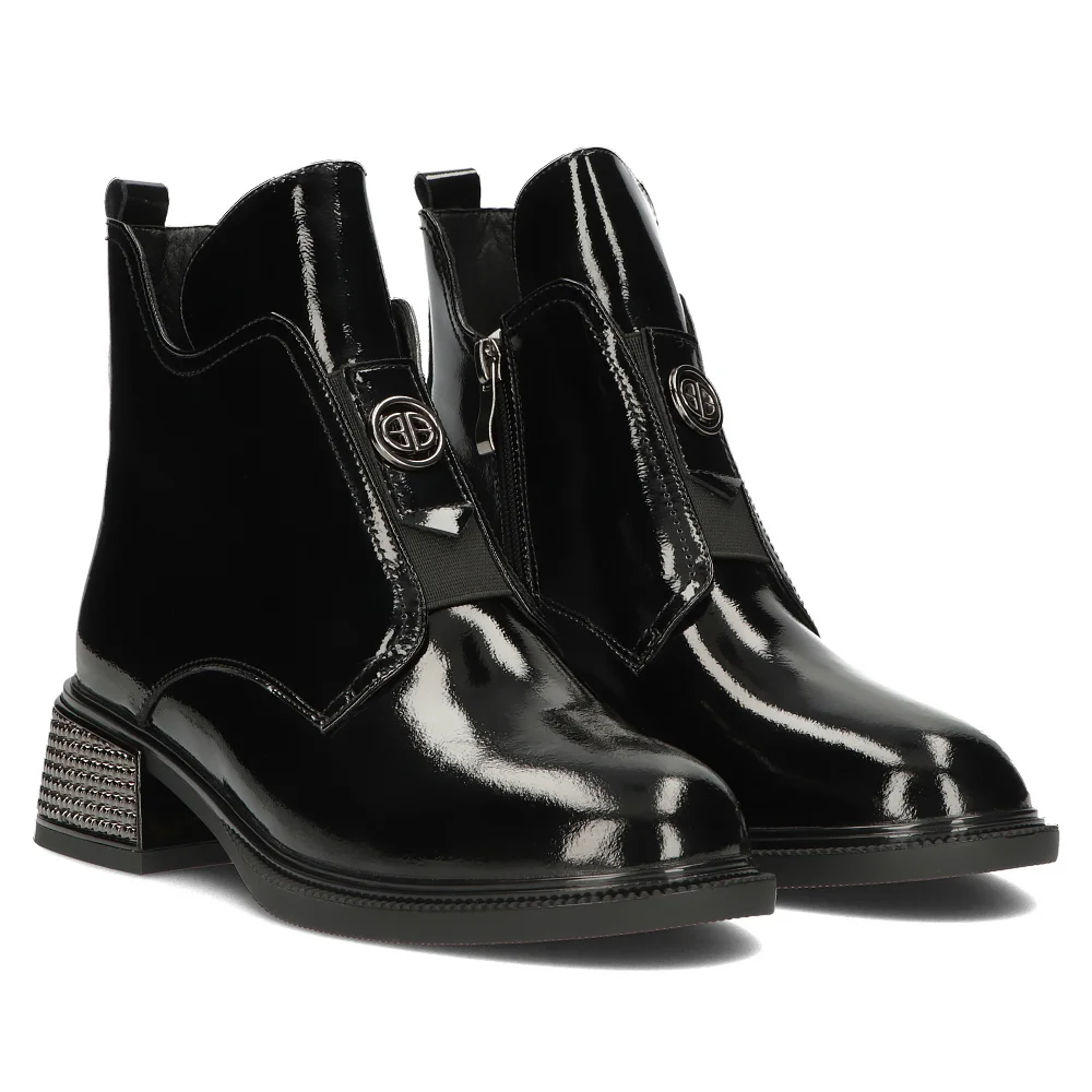 Leather ankle boots Filippo DBT6003/24 BK black