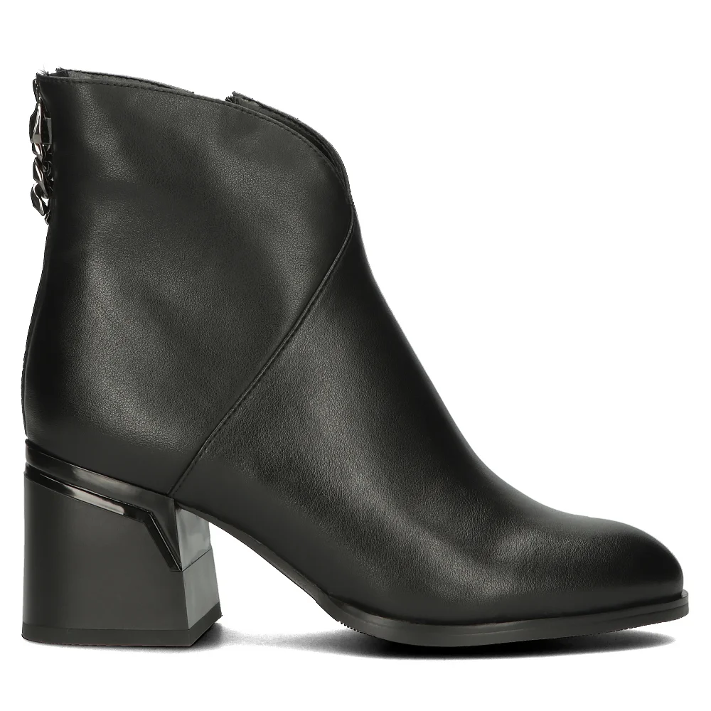 Leather ankle boots Filippo DBT6004/23 BK black