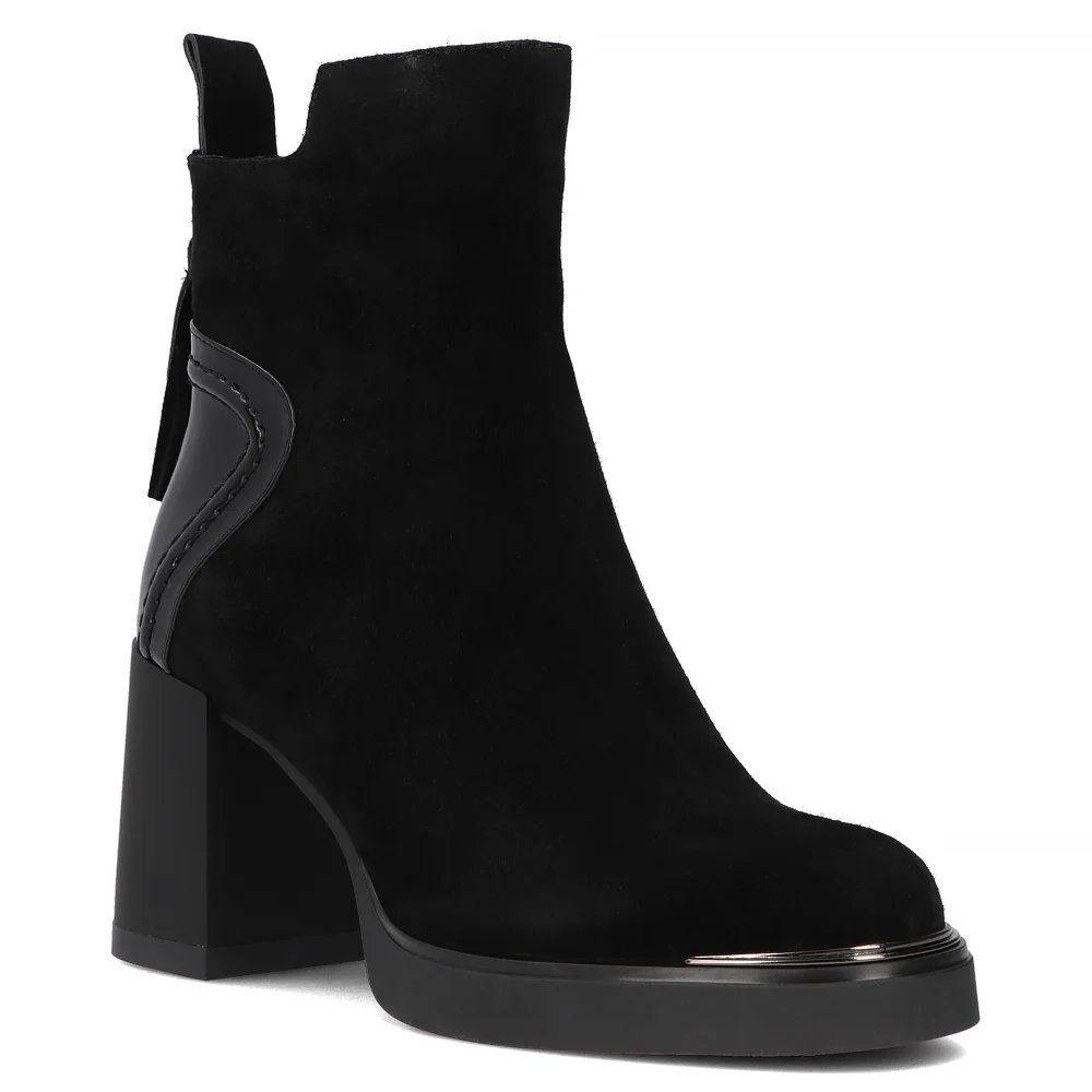 Leather ankle boots Filippo DBT6420/24 BK black