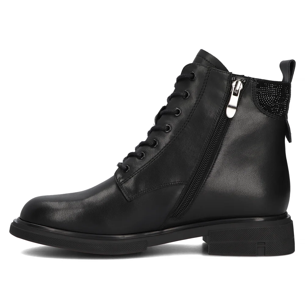 Leather ankle boots Filippo DBT6574/24 BK black