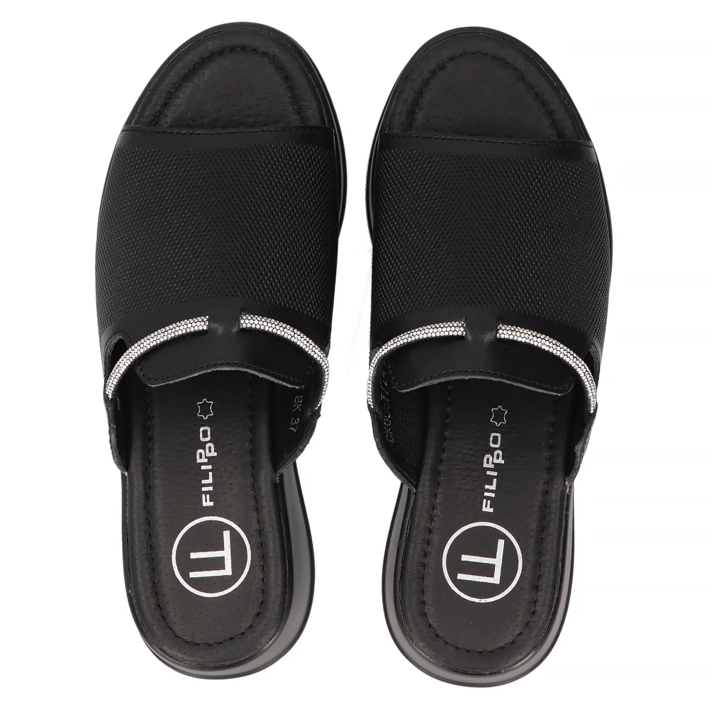 Leather flip-flops Filippo DK6067/24 BK black