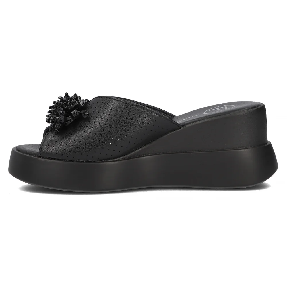 Leather flip-flops Filippo DK6077/24 BK black