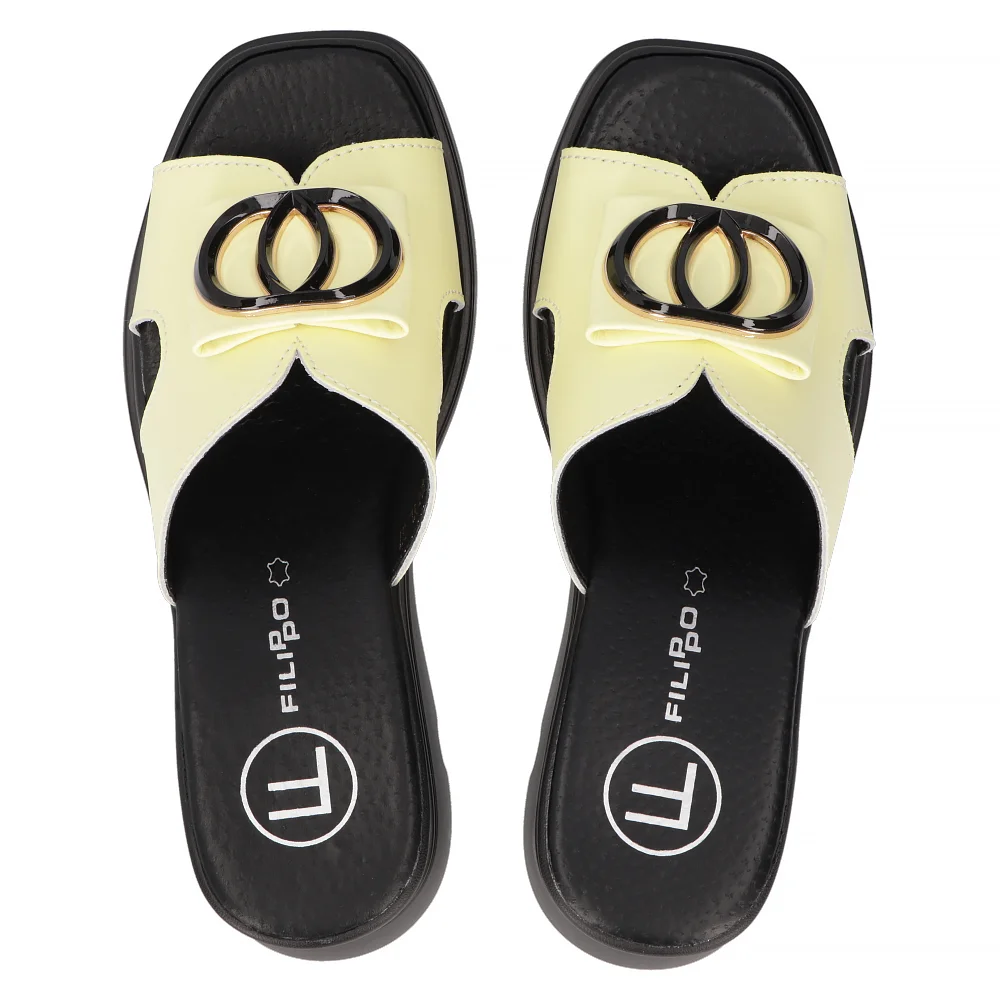 Leather flip-flops Filippo DK6078/24 YL yellow