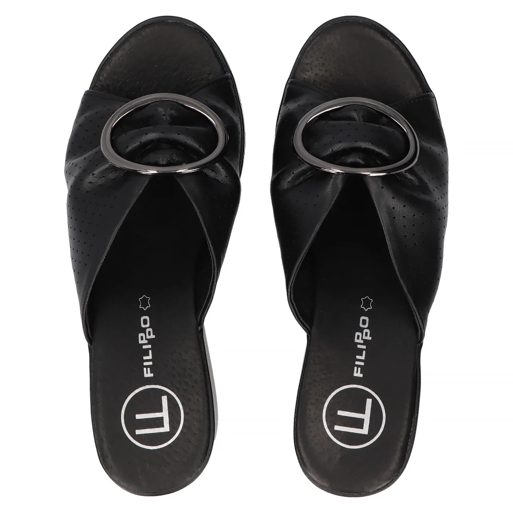 Leather flip-flops Filippo DK6201/24 BK black