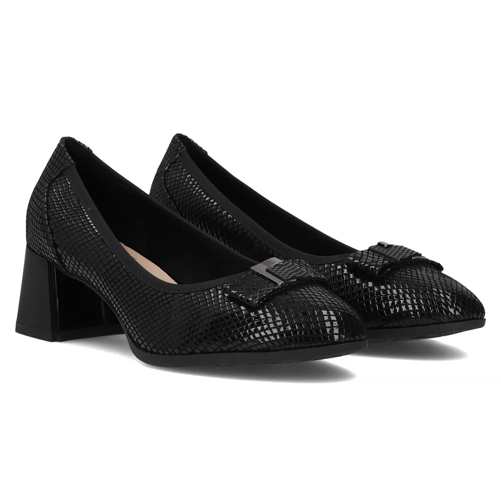 Leather pumps Filippo DP6178/24 BK PT black