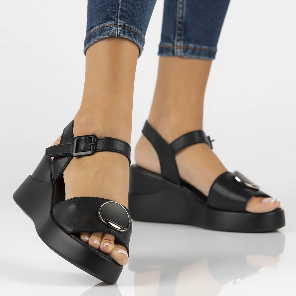 Leather sandals Filippo DS4411/24 BK black