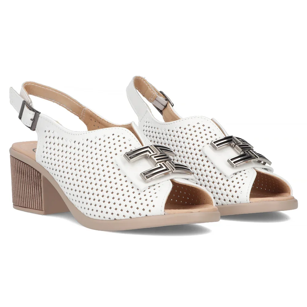 Leather sandals Filippo DS6033/24 WH white