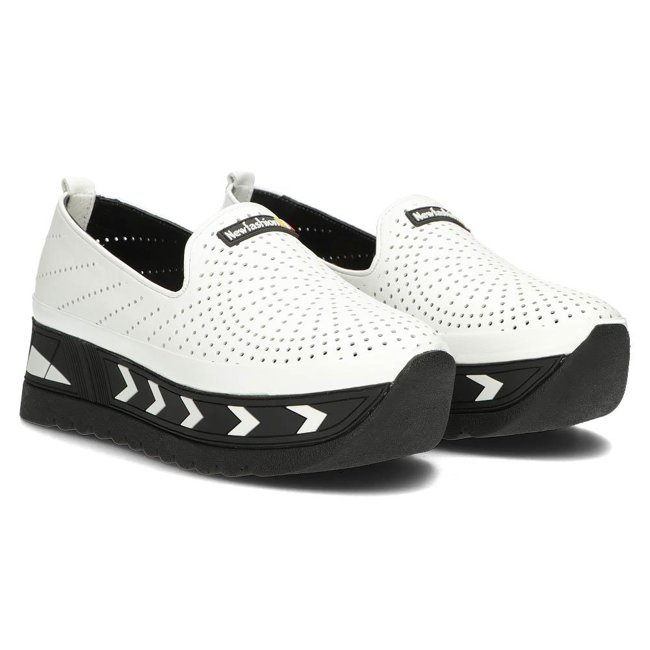 Leather shoes Filippo DP3906/22 WH white