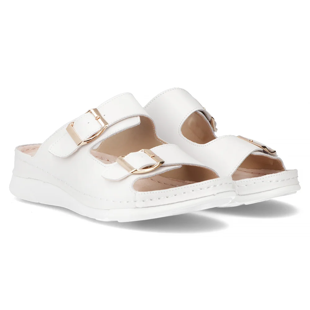 Leather slippers Filippo DK6020/24 WH white