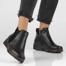 Leather ankle boots Filippo DBT4781/24 BK black