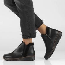 Leather ankle boots Filippo DBT4781/24 BK black