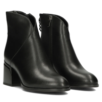 Leather ankle boots Filippo DBT6004/23 BK black