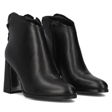 Leather ankle boots Filippo DBT6328/24 BK black