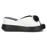 Leather slippers Filippo DK6077/24 WH white