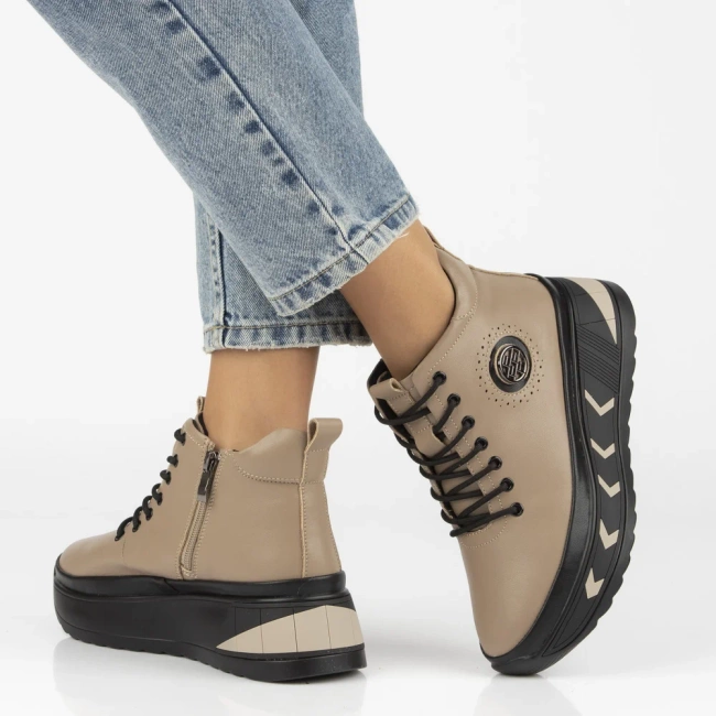 Leather ankle boots DBT4214/25 TP taupe