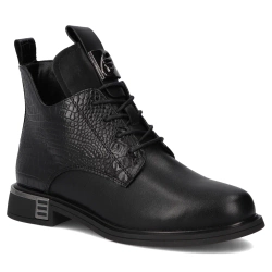 Leather ankle boots Filippo DBT7246/25 BK black