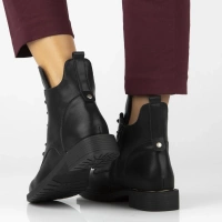 Leather ankle boots Filippo DBT7436/25 BK black