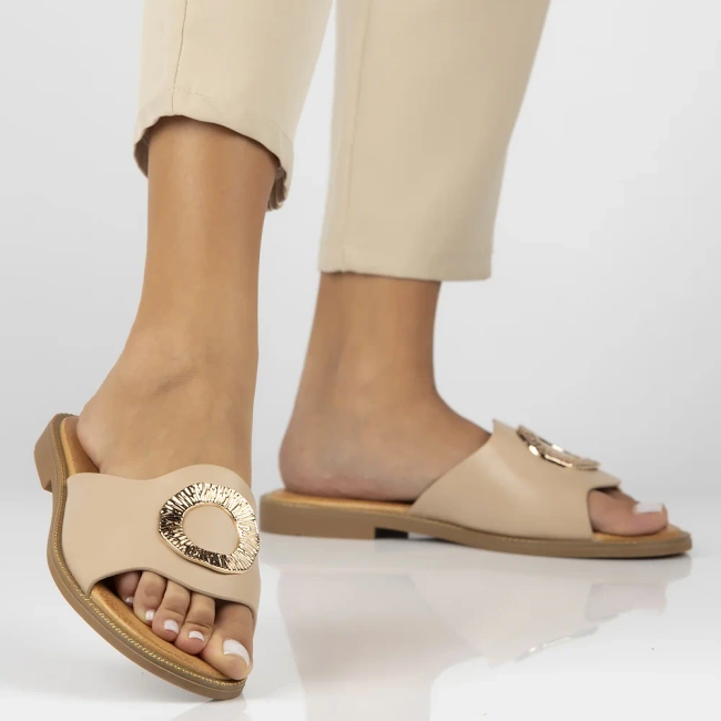 Klapki Filippo DK6906/25 BE beżowe