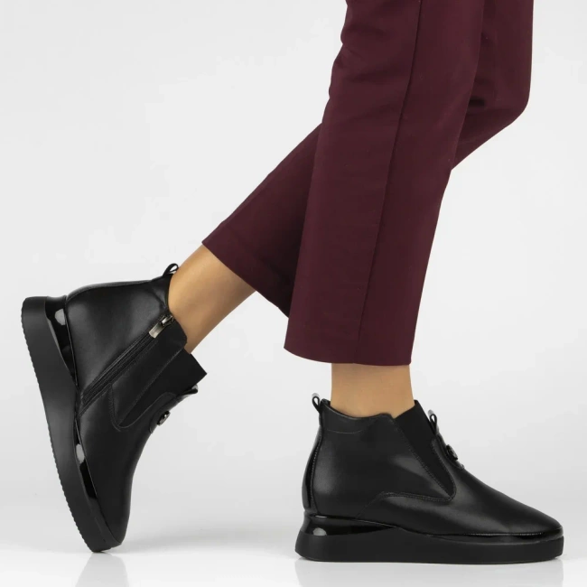 Leather ankle boots Filippo DBT7394/25 BK black