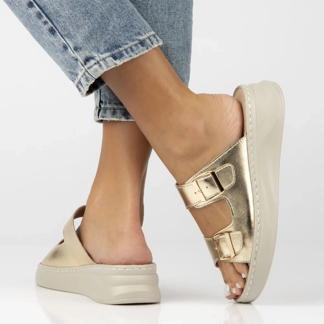 Skórzane klapki Filippo DK7044/25 GO złote