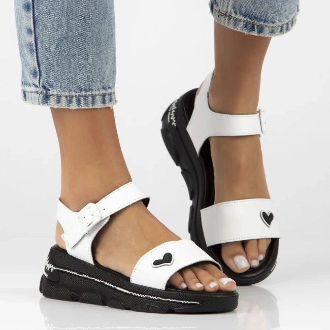 Leather sandals Filippo DS6712/25 BE beige