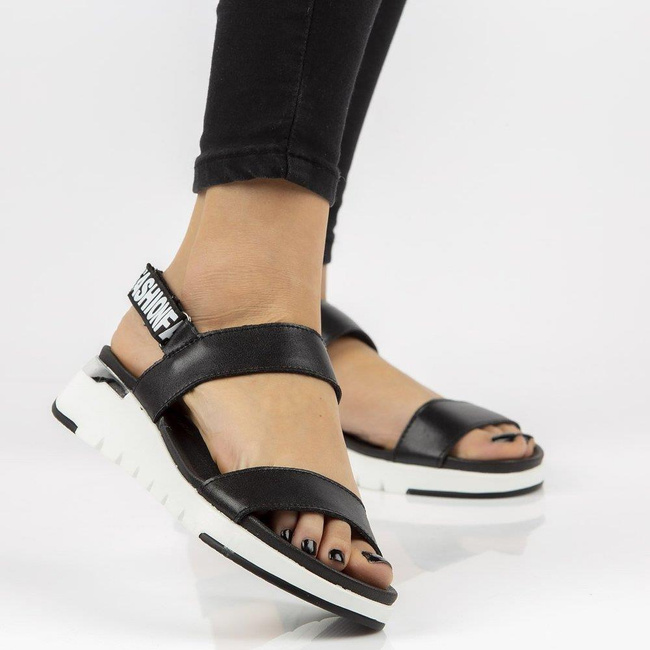 Skórzane sandały Filippo DS2141/21 BK czarne