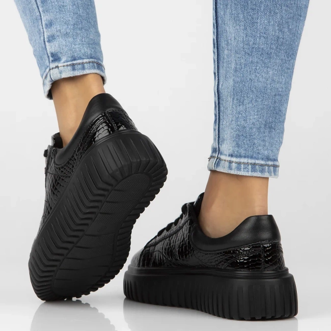 Skórzane sneakersy Filippo DP6766/25 BK czarne