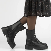 Leather ankle boots Filippo DBT4759/25 BK black