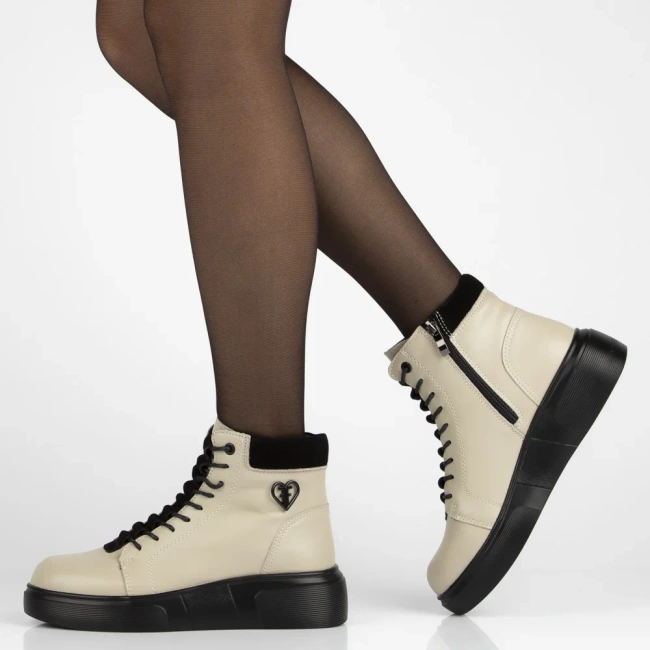 Skórzane botki na platformie Filippo DBT7128/25 BE beżowe