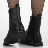 Skórzane botki Filippo DBT7222/25 BK czarne