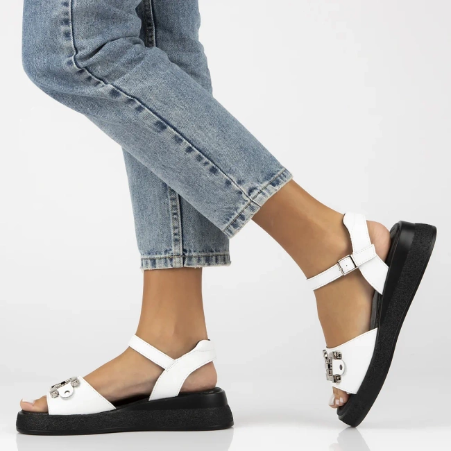 Leather sandals Filippo DS6755/25 WH white