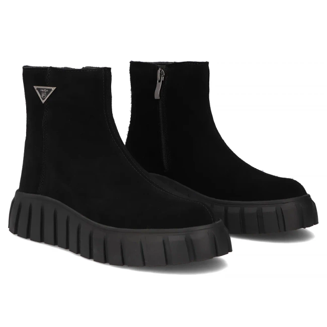 Leather ankle boots Filippo DBT6301/25 BK black