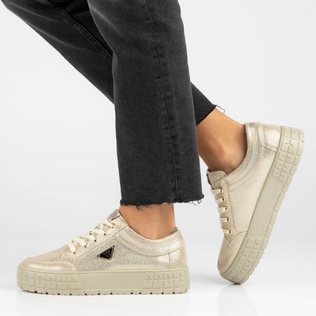 Leather shoes FILIPPO  DP4245/23 GO gold