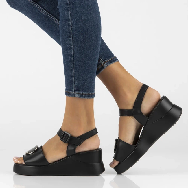 Leather sandals Filippo DS4411/24 BK black