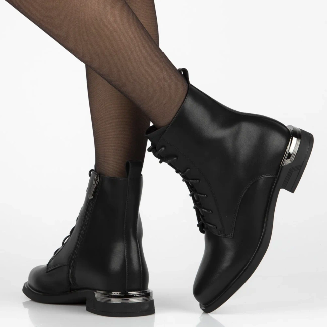 Skórzane trzewiki Filippo DBT7193/25 BK czarne