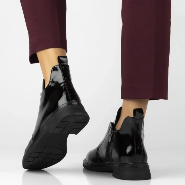 Leather ankle boots Filippo DBT7393/25 BK L black