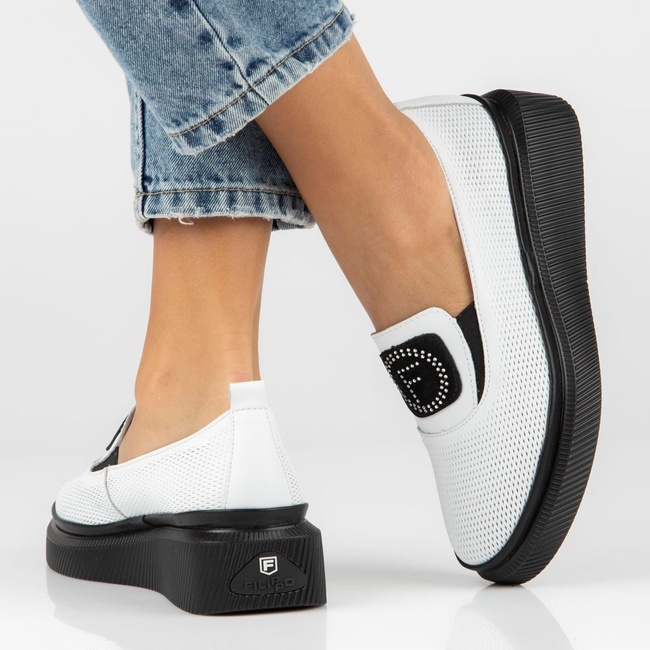 Leather shoes Filippo DP4572/23 WH white