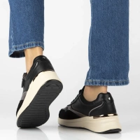 Skórzane sneakersy Filippo DP7105/25 BK czarne