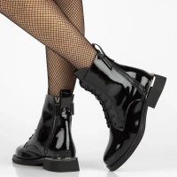 Leather ankle boots Filippo DBT7242/25 BK L black