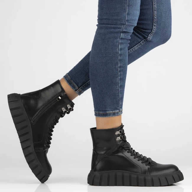 Skórzane trzewiki Filippo DBT6312/25 BK czarne