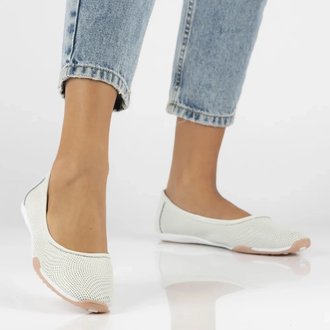 Leather shoes Filippo DP3681/25 WH white