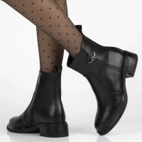 Leather ankle boots Filippo DBT7341/25 BK black