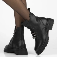 Leather ankle boots Filippo DBT7347/25 BK