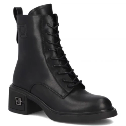 Leather ankle boots Filippo DBT7188/25 BK black