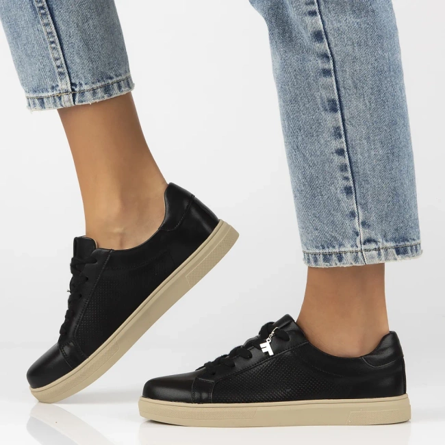 Skórzane półbuty Filippo DP6808/25 BK czarne