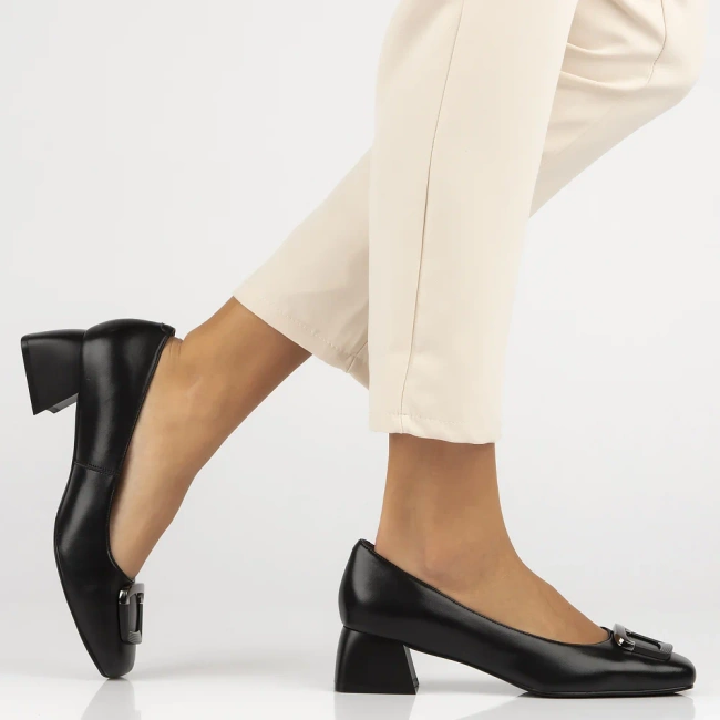 Skórzane czółenka Filippo DP6946/25 BK czarne